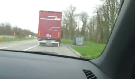 女の子cums上で左のqrコードを読み取るノート 無 修正 エロ 動画 手こき