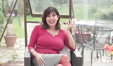 醜成熟したモンスターコックに彼女のお尻 手コキ 責め 動画