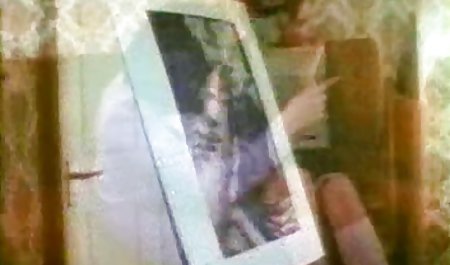 裸の若いビーチ 両 手コキ 動画