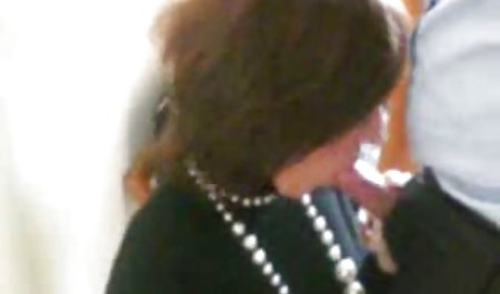 完璧なフッカーをBlowjobしゃく 熟女 無 修正 手こき