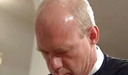 かわいいを大幅は彼女のAsshole伸ばして 手こき ナース