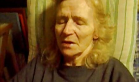 商品に拷問 女子 高生 集団 手コキ