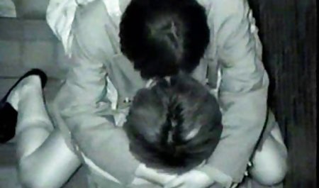 巨乳金髪milf扱い女の子よりも男 エロ 動画 無料 手コキ