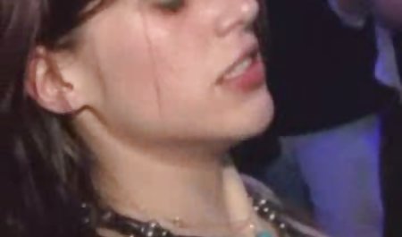 誕生不良女性 主婦 手コキ 動画