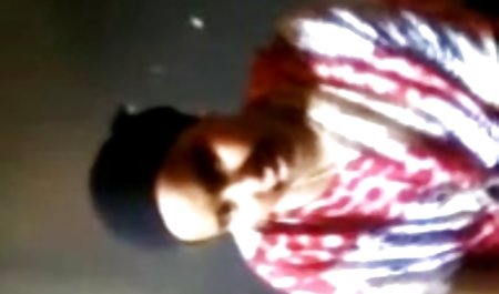 若い学生の女の子Kimberリを吸い込みの彼女の小学校! 淫語 女子 高生