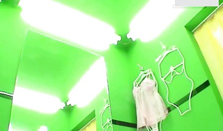 少しサミー 黒 ギャル 手コキ 動画